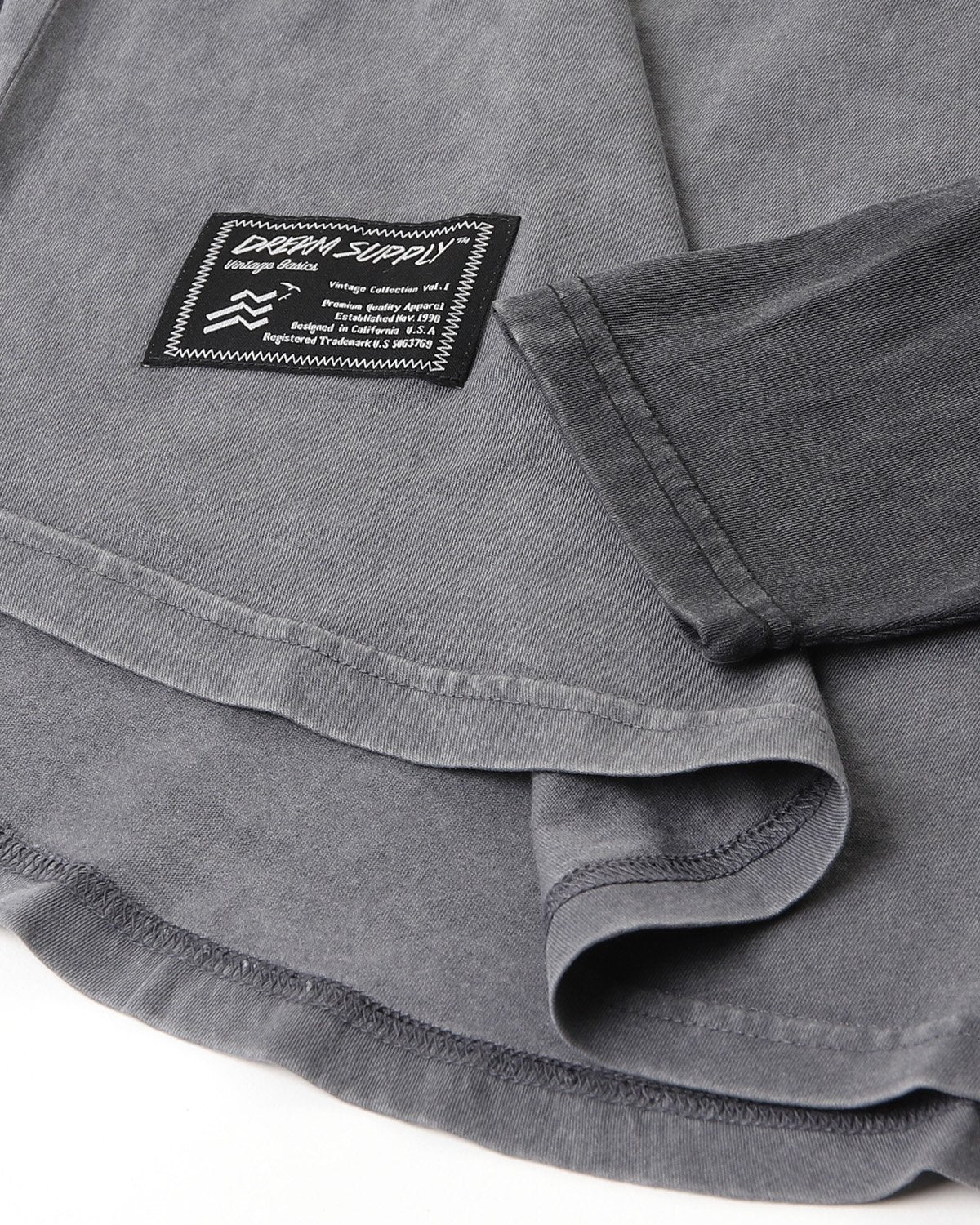 ZIMEGO Men’s Athletic Fit Baseball Retro Contrast Long Sleeve Raglan T-Shirt